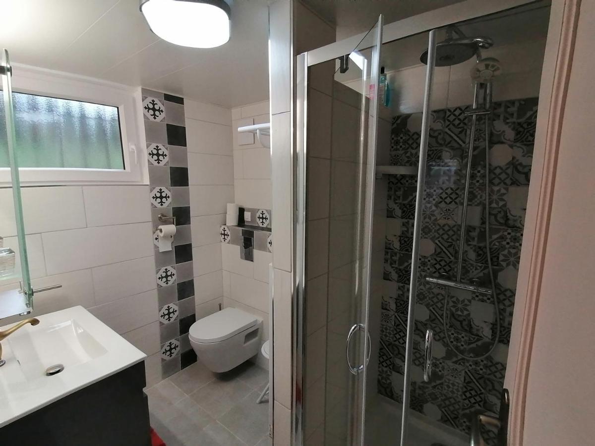 Chambres D'Hotes De L'Avison Bruyeres Exteriör bild