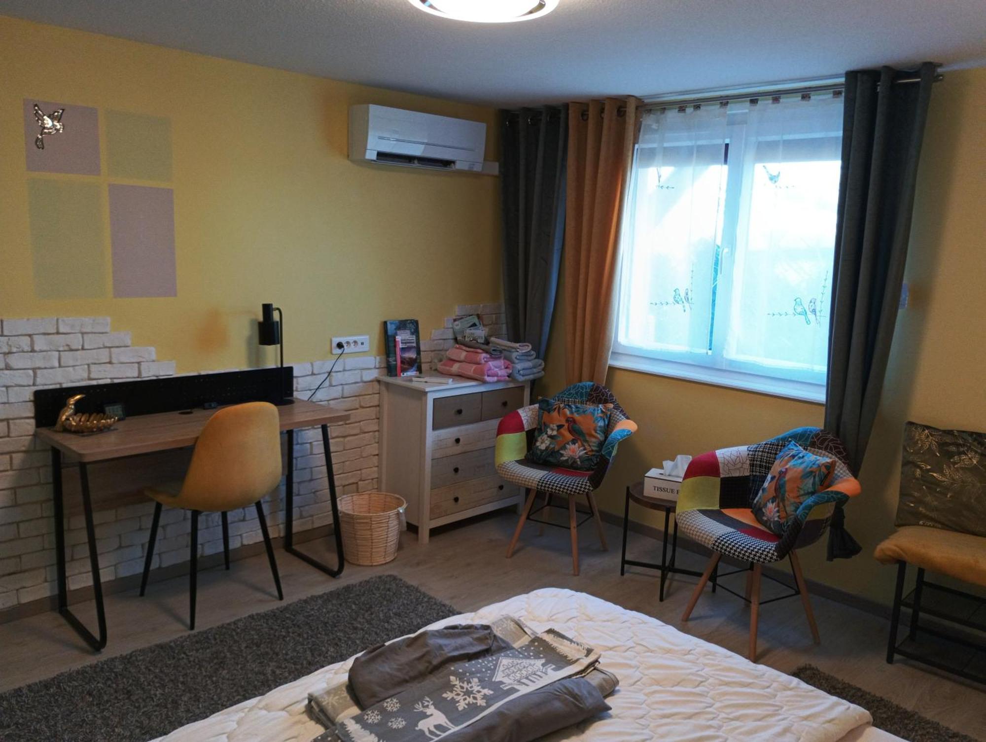 Chambres D'Hotes De L'Avison Bruyeres Exteriör bild